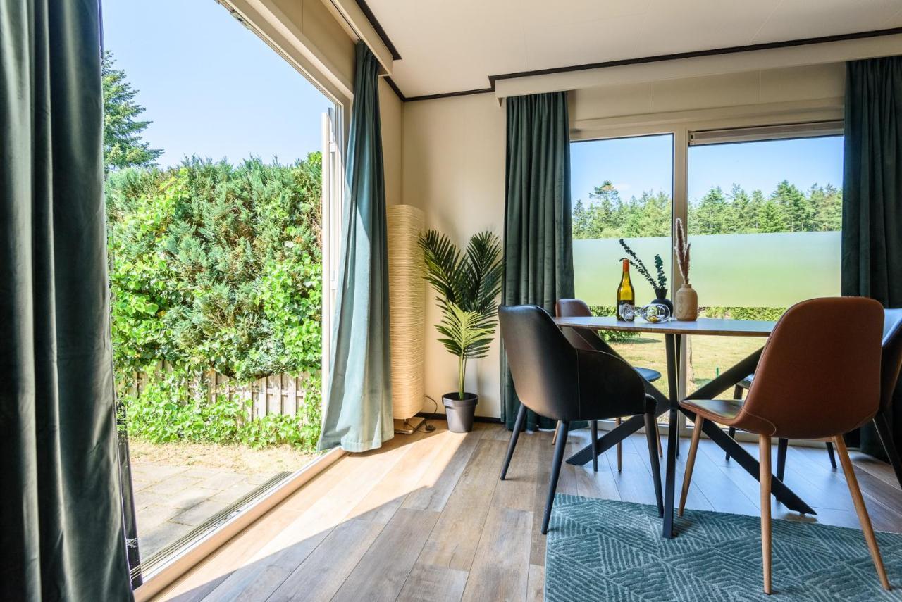 Chalet Met Eigen Tuin Aan De Veluwse Bosrand Putten Eksteriør bilde